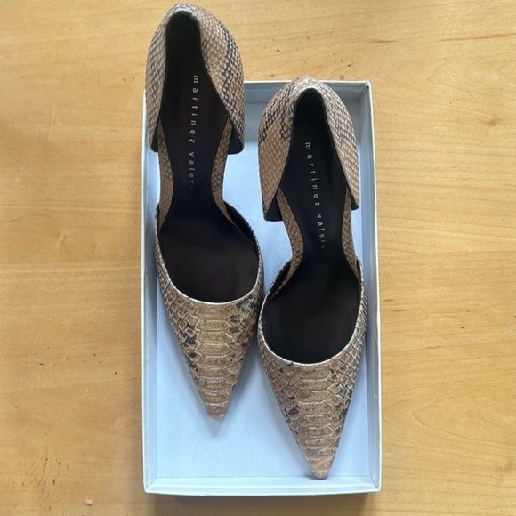 New - Martinez Valero snakeskin camel heels - Picture 3 of 7